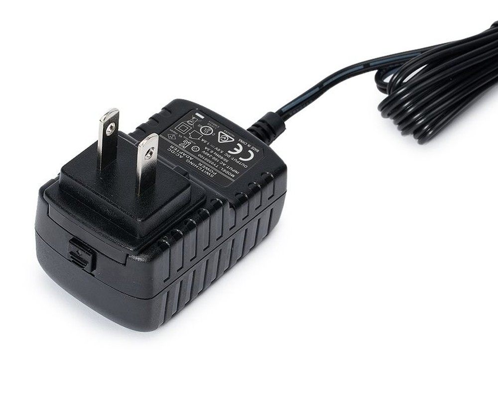 Universal plug adaptor 5.0v