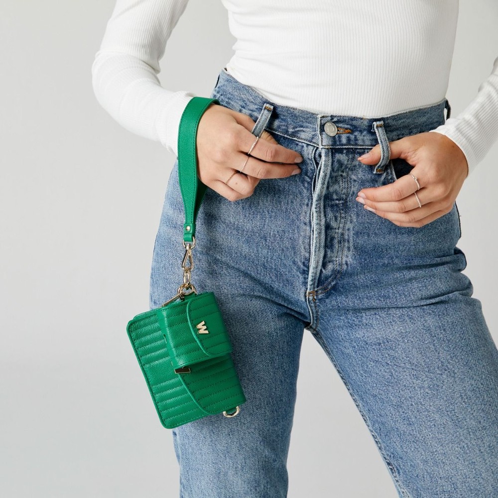 Mimi Earpods Case with Wristlet