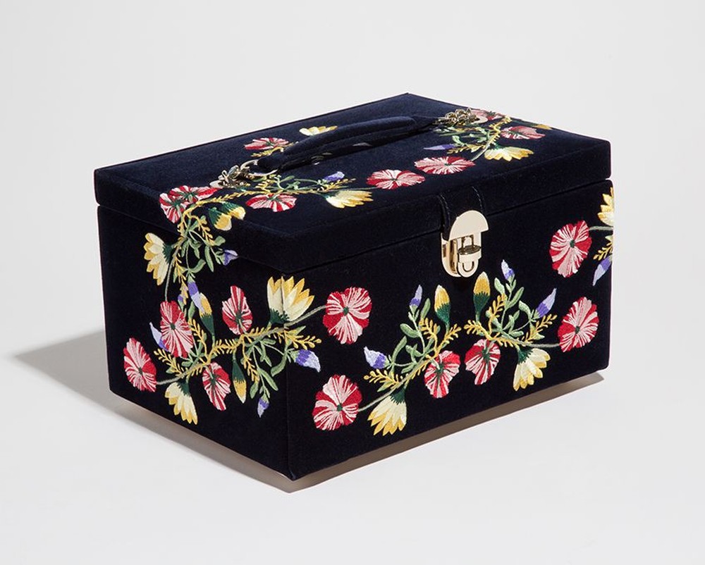 Zoe Medium Jewelry Box