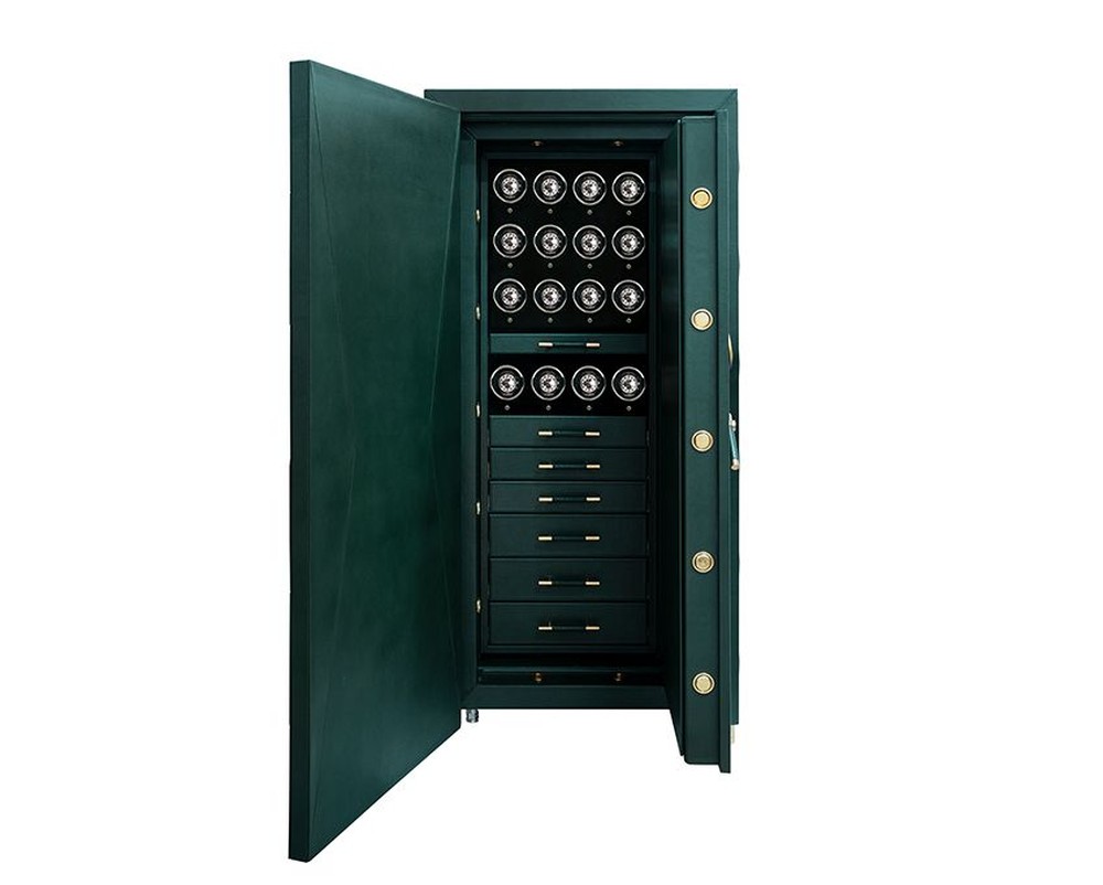 Churchill 24 Piece Winder Safe